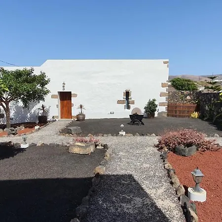 Caserio Leandro I Villa Tias